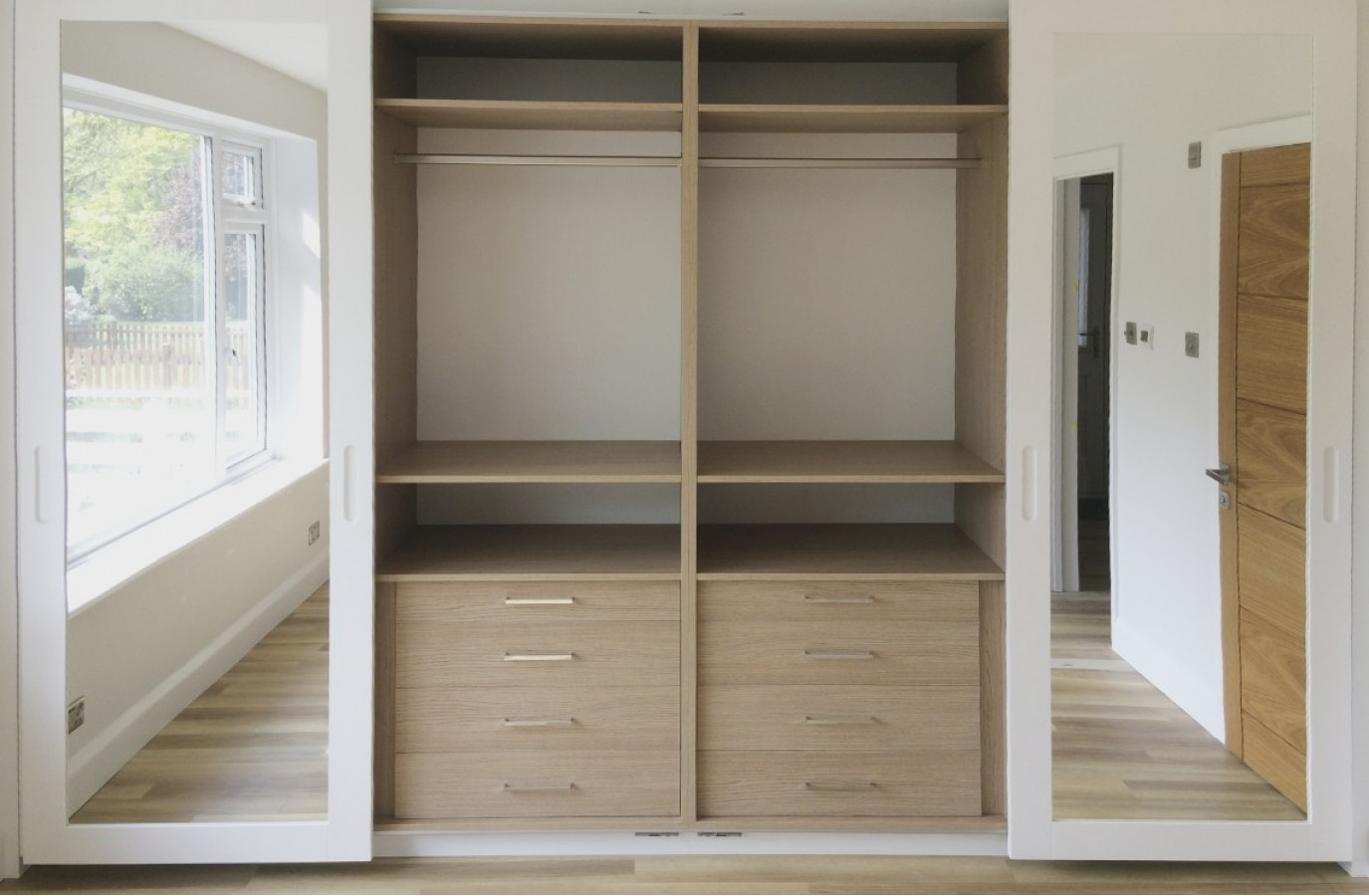 Шкафы-купе на заказ Quarto Beckenham фотография